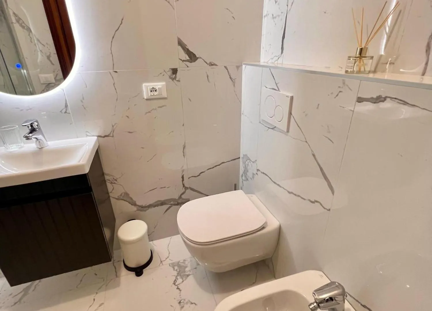Welcome Traveller Laurence Garden Apartments Italien